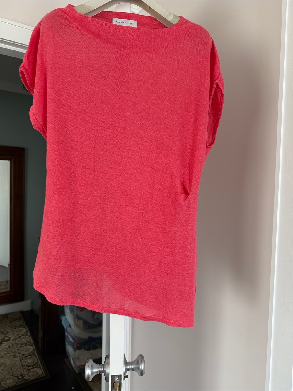Veronika Maine linen Coral Short-Sleeve asymmetric boatneck Top size M